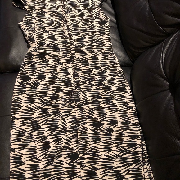 David Meister Black & White Dress - Picture 7 of 7